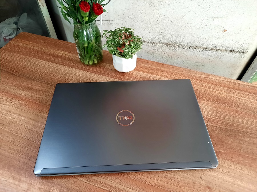 Laptop Dell Vostro 5560 core i5